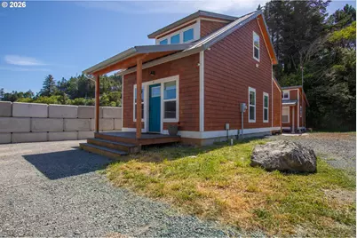 29940 Harbor Way, Gold Beach, OR 97444 - Photo 8