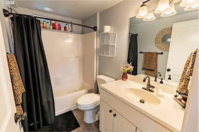 17673 S Hattan Rd, Oregon City, OR 97045 - Photo 16