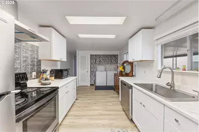 17009 SW Eldorado Dr #5, Portland, OR 97224 - Photo 12