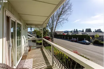 967 Rainbow Dr, Springfield, OR 97477 - Photo 34