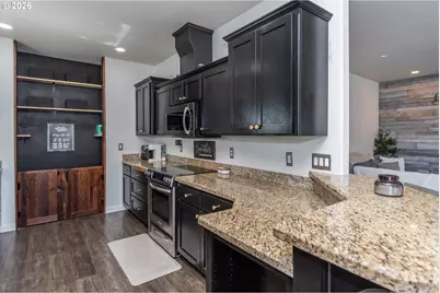 1836 Lakeview Dr, Sutherlin, OR 97479 - Photo 16