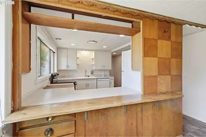 605 Kourt Dr, Eugene, OR 97404 - Photo 14