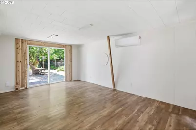605 Kourt Dr, Eugene, OR 97404 - Photo 22