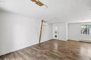 605 Kourt Dr, Eugene, OR 97404 - Photo 6