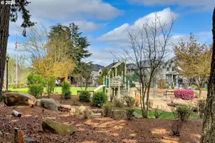 28826 SW Villebois Dr, Wilsonville, OR 97070 - Photo 32