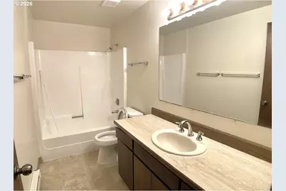 3942 SE Monroe St, Milwaukie, OR 97222 - Photo 4