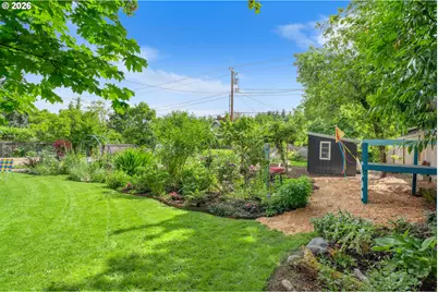 1865 Villard St, Eugene, OR 97403 - Photo 42