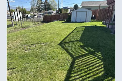 1831 E 14th St, The Dalles, OR 97058 - Photo 8
