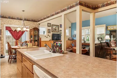 1703 Webb Lake Dr, Silverton, OR 97381 - Photo 12