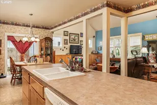 1703 Webb Lake Dr, Silverton, OR 97381 - Photo 12