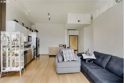 12600 SW Crescent St #423, Beaverton, OR 97005 - Photo 10