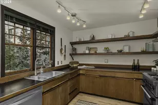 333 NW 20th Ave., Portland, OR 97209 - Photo 8