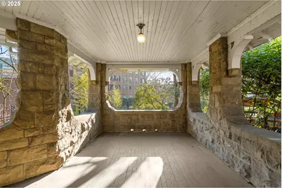 333 NW 20th Ave #2, Portland, OR 97209 - Photo 24