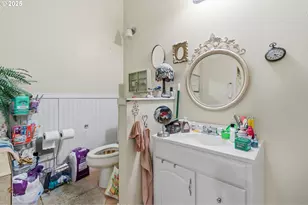 309 W 1st Ave, Albany, OR 97321 - Photo 14