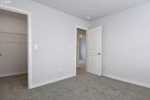 1285 Parkside Ave, Woodburn, OR 97071 - Photo 8