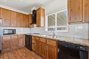 1000 S McKern Ct, Newberg, OR 97132 - Photo 16