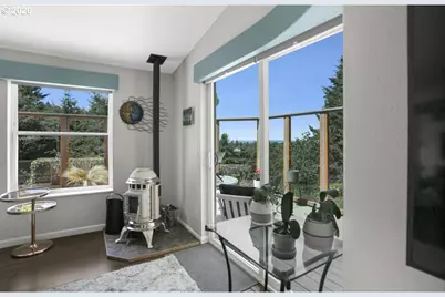 6250 NE Evergreen Ln, Newport, OR 97365 - Photo 10