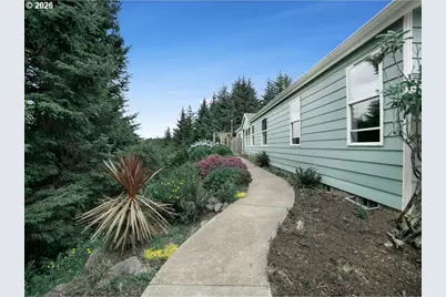 6250 NE Evergreen Ln, Newport, OR 97365 - Photo 6