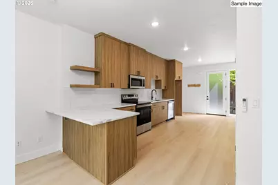 4920 SE Caruthers St #2, Portland, OR 97215 - Photo 4