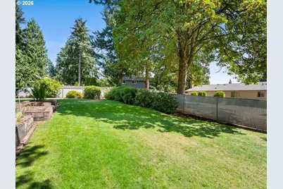 332 Vine St, Oregon City, OR 97045 - Photo 30