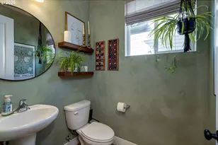 2732 NE Currin Creek Dr, Estacada, OR 97023 - Photo 16