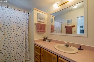 4915 Swegle Rd NE, Salem, OR 97301 - Photo 14