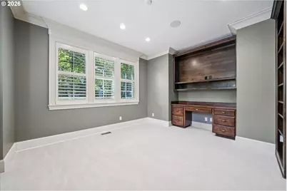 18086 Jenifers Way, Lake Oswego, OR 97035 - Photo 18