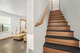 2300 Kelso Dr, Kelso, WA 98626 - Photo 8