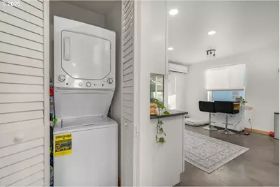 2300 Kelso Dr, Kelso, WA 98626 - Photo 10