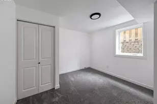9004 SE Claybourne St, Portland, OR 97266 - Photo 14