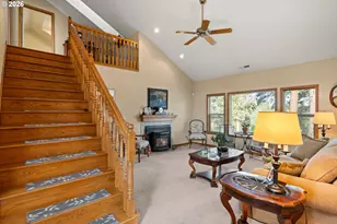 44220 Cowboy Hill Ln, Chiloquin, OR 97624 - Photo 8