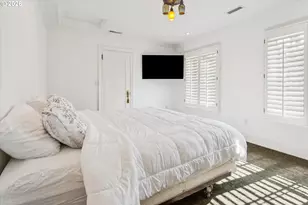 1111 NE 37th Ave, Portland, OR 97232 - Photo 28