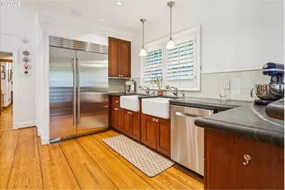 1111 NE 37th Ave, Portland, OR 97232 - Photo 16