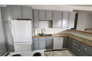 315 N Gale St, Heppner, OR 97836 - Photo 6