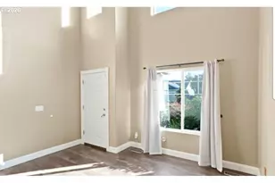 216 Churchill Downs St SE, Albany, OR 97322 - Photo 8