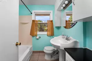 12903 SE Rhone St, Portland, OR 97236 - Photo 18