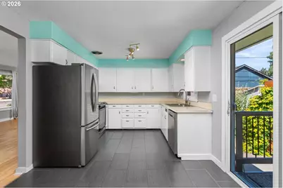 12903 SE Rhone St, Portland, OR 97236 - Photo 10