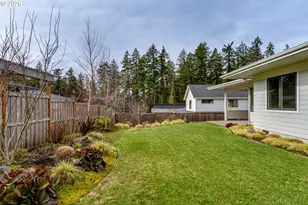 2082 Golfview Ct, Eugene, OR 97403 - Photo 44