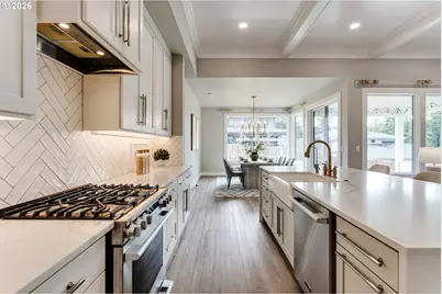 2082 Golfview Ct, Eugene, OR 97403 - Photo 20