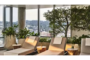 550 SW 10th Ave, Portland, OR 97205 - Photo 32