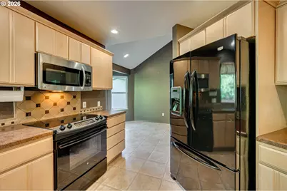 724 Ostrander Rd, Kelso, WA 98626 - Photo 12