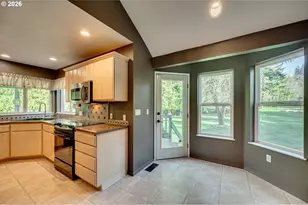 724 Ostrander Rd, Kelso, WA 98626 - Photo 14
