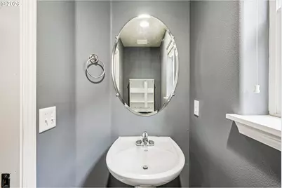 13949 SE Bush St, Portland, OR 97236 - Photo 16