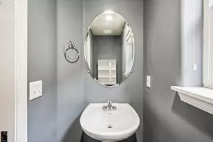 13949 SE Bush St, Portland, OR 97236 - Photo 16