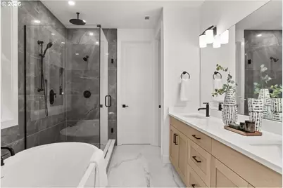 10044 SW 72nd Ave, Portland, OR 97223 - Photo 32