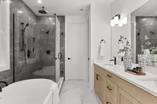 10044 SW 72nd Ave, Portland, OR 97223 - Photo 32
