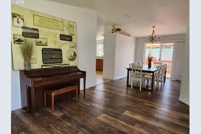 1050 Broadway Ave, Winchester Bay, OR 97467 - Photo 6