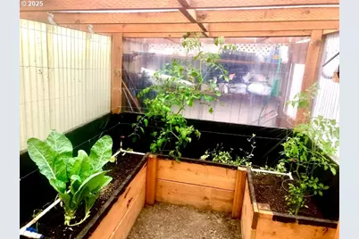 1050 Broadway Ave, Winchester Bay, OR 97467 - Photo 40