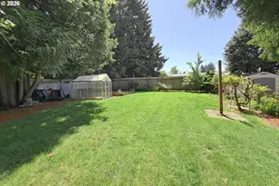 1504 NE Village Squire Ct, Gresham, OR 97030 - Photo 24