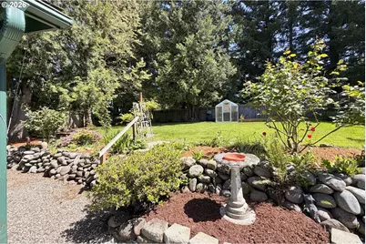 1504 NE Village Squire Ct, Gresham, OR 97030 - Photo 26